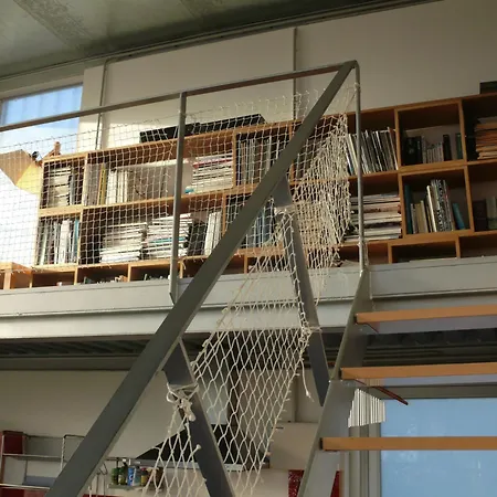 Ferienhaus Casa-loft Suspendida Entre Arboles *